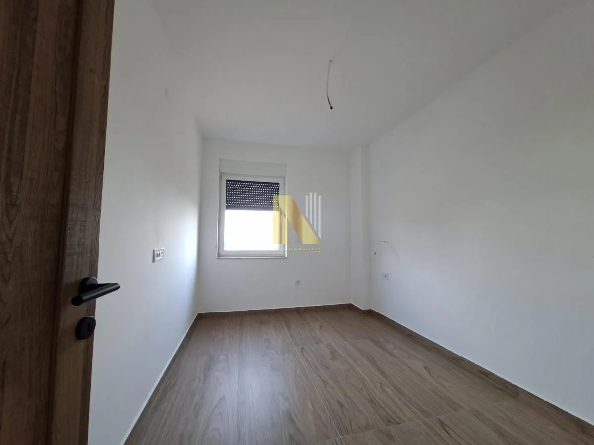 Prodaja, četvorosoban stan, 95m², Tatarsko brdo, Petrovaradin