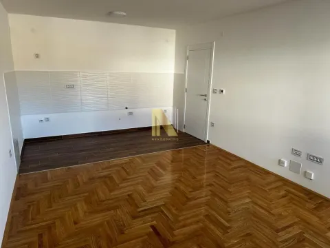 Sale, two bedroom apartment, 55m², Telep, Novi Sad Sve Podlokacije - image 1