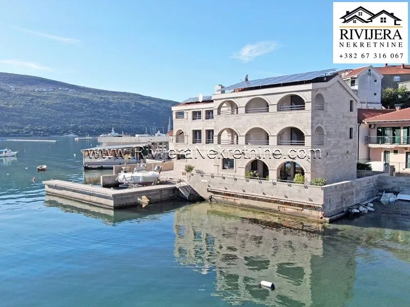 Sale, house, 411m², Đenovići, Herceg Novi