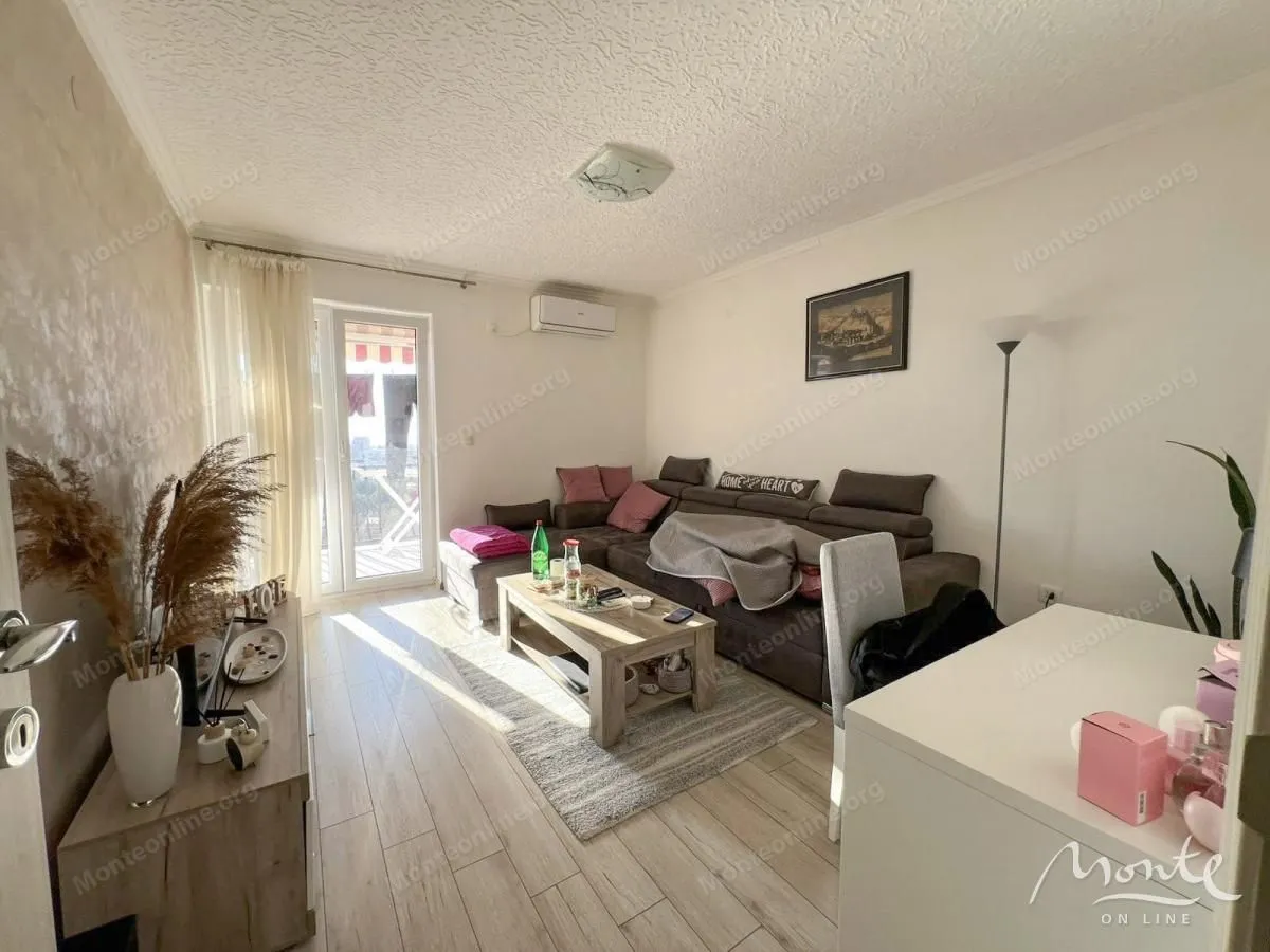Sale, house, 350m², Bjeliši, Bar