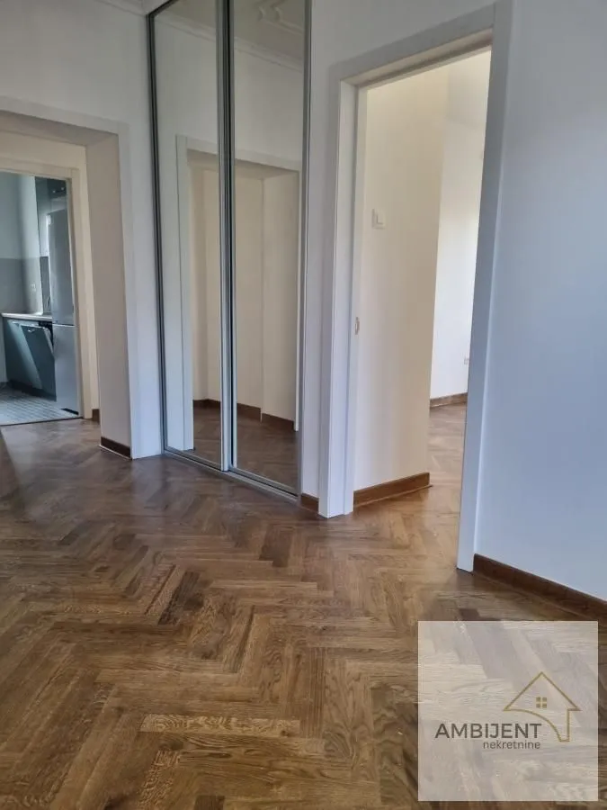 Sale, three bedroom apartment, 78m², Južni Bulevar, Vračar Sve Podlokacije