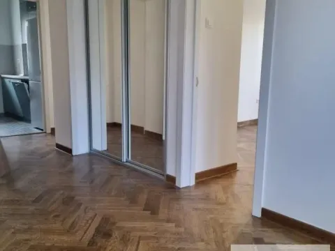 Prodaja, trosoban stan, 78m², Južni Bulevar, Vračar Sve Podlokacije - image 11