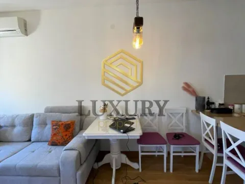 Izdavanje, jednosoban stan, 46m², City Kej, Podgorica - image 13