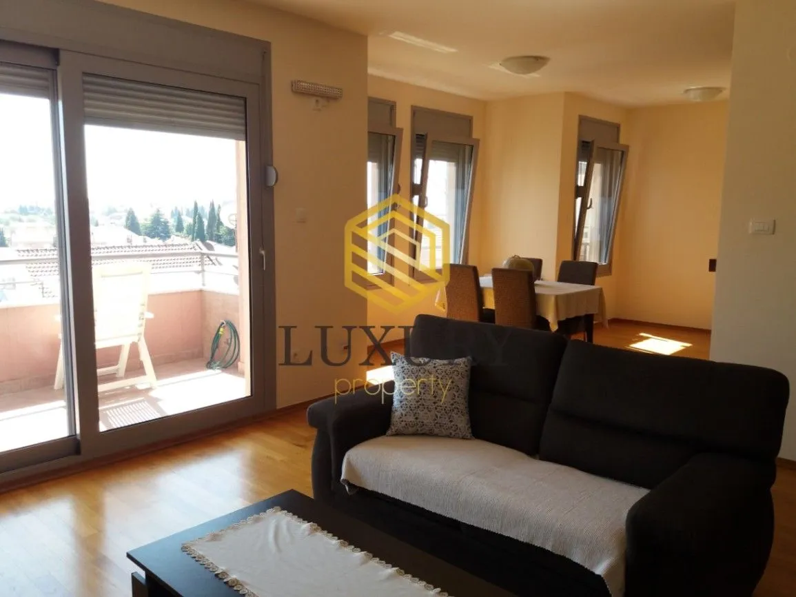 Rent, apartment, 125m², Centar, Podgorica