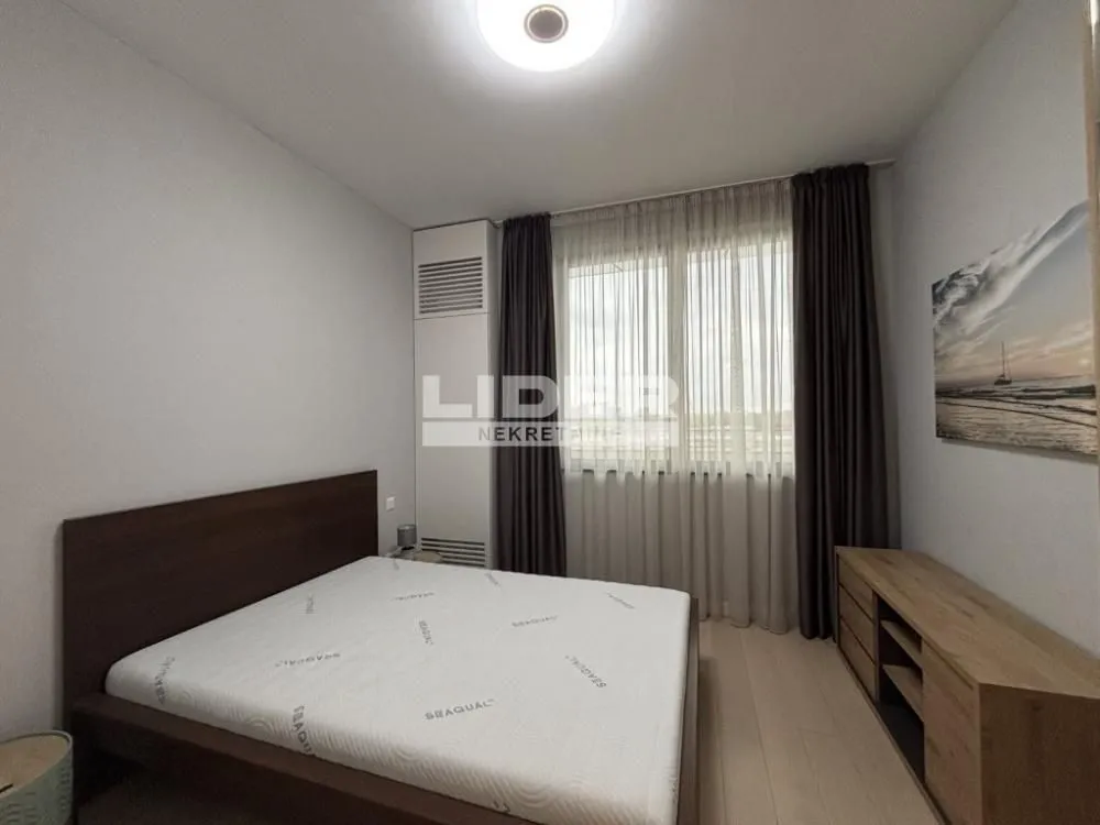 Sale, three bedroom apartment, 108m², Savski Venac, Beograd