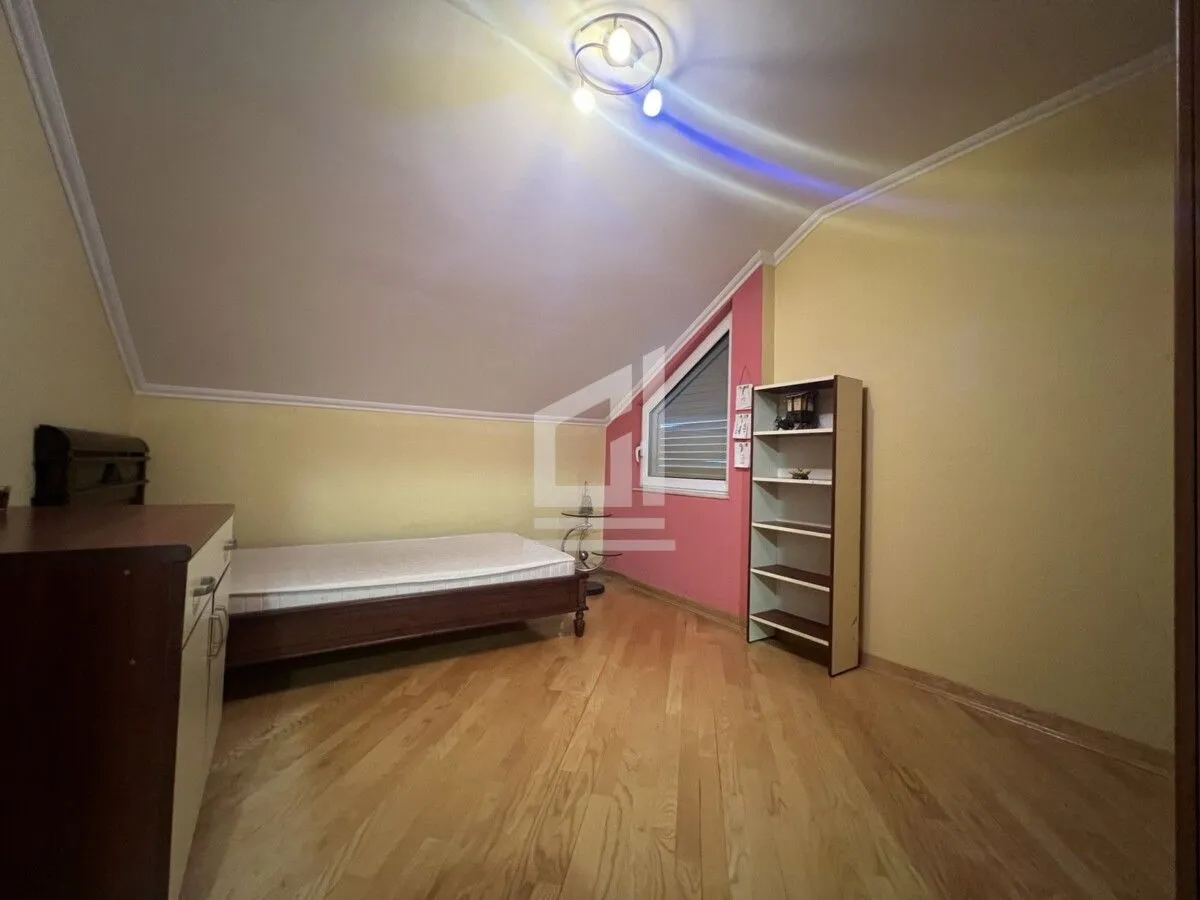 Rent, three bedroom apartment, 135m², Stari Aerodrom, Podgorica