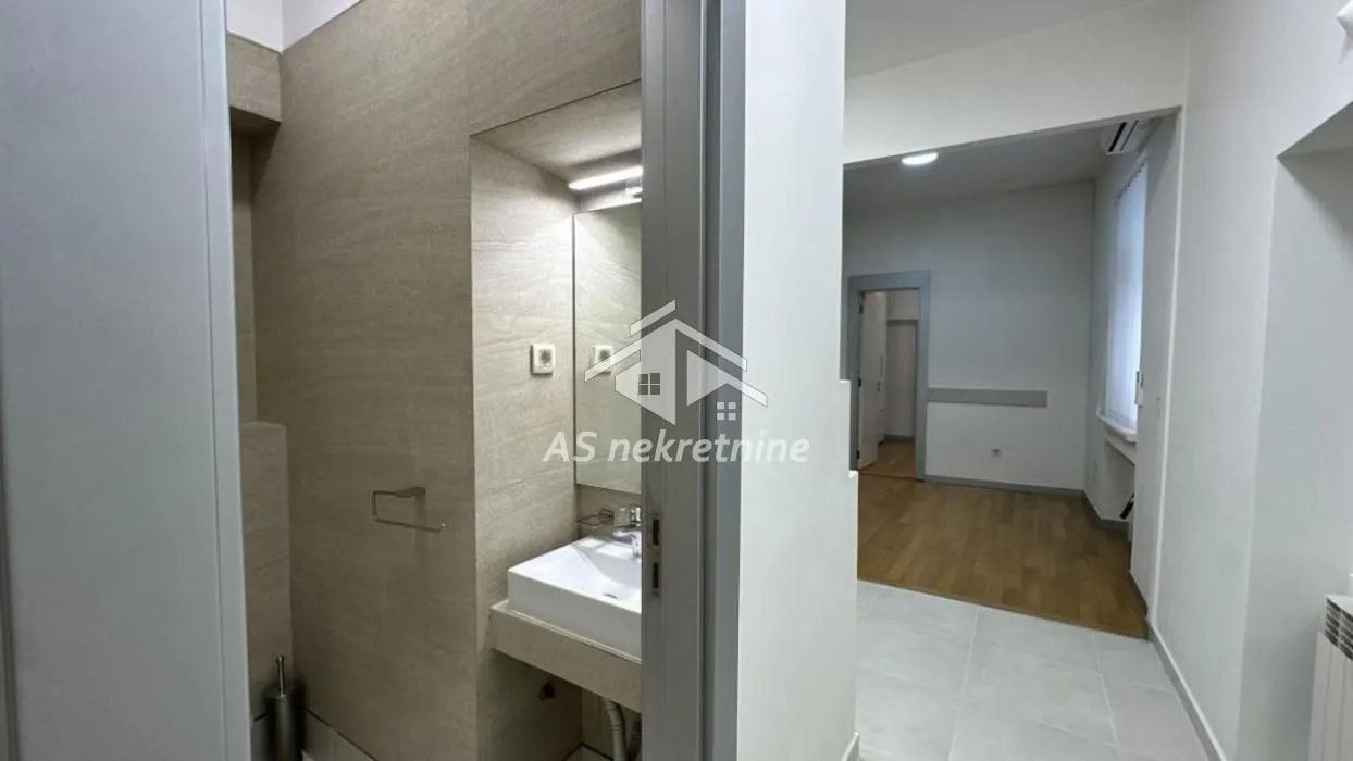 Rent, apartment, 223m², Kalenić Pijaca, Vračar Sve Podlokacije