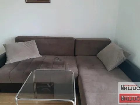 Izdavanje, garsonjera, 27m², Salajka, Novi Sad Sve Podlokacije - image 2