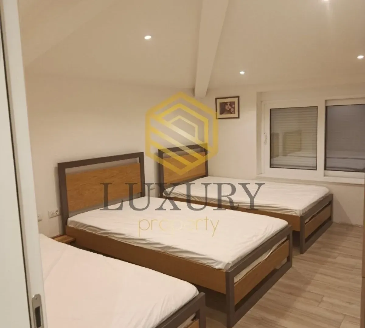 Rent, two bedroom apartment, 100m², Preko Morače, Podgorica