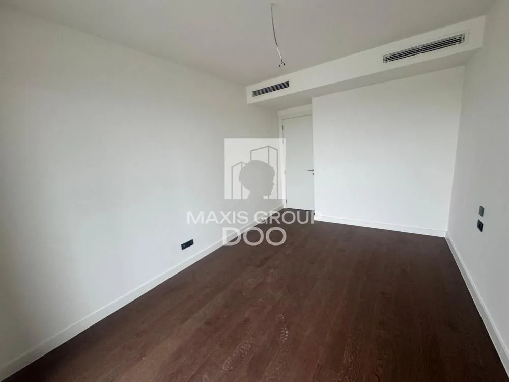 Sale, two bedroom apartment, 71m², Savski Venac, Beograd