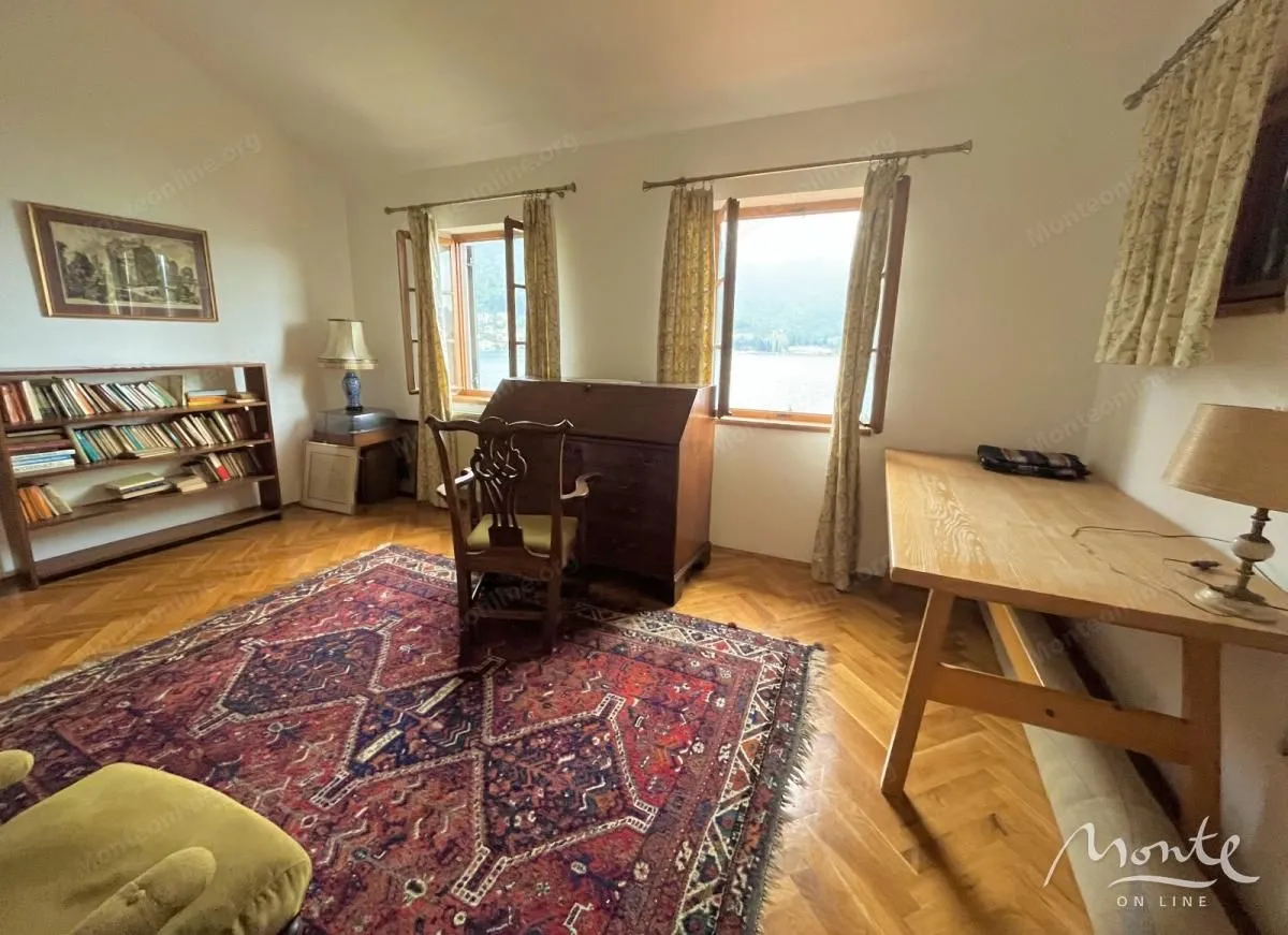 Prodaja, kuća, 205m², Đurići, Herceg Novi