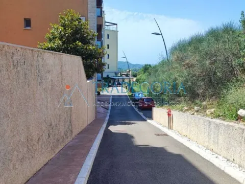 Prodaja, dvosoban stan, 86m², Bečići, Budva - image 12