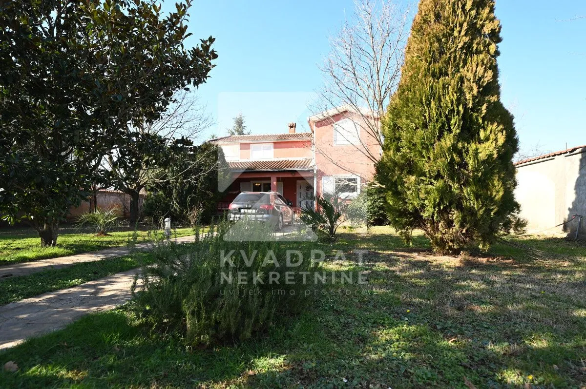 Prodaja, kuća, 250m², Donja Gorica, Podgorica