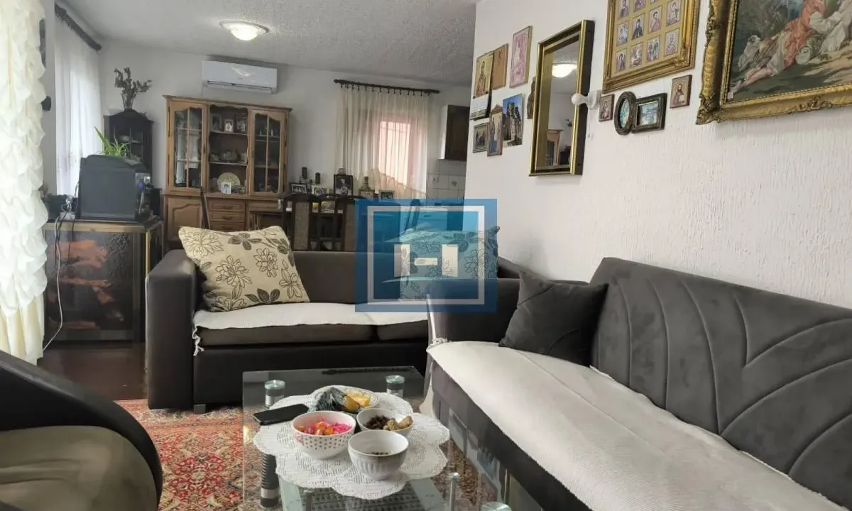 Sale, house, 225m², Centar, Ćuprija