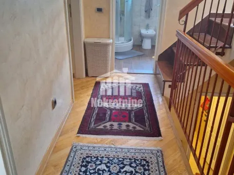 Sale, house, 266m², Lekino Brdo, Voždovac Sve Podlokacije - image 10