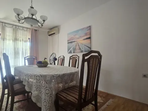 Sale, house, 319m², Zlatica, Podgorica - image 8