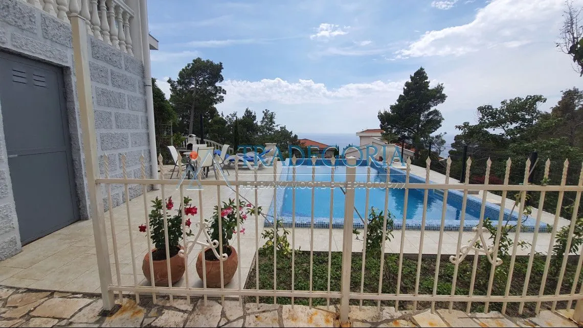 Prodaja, kuća, 307m², Bar, Crna Gora