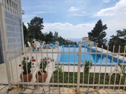 Prodaja, kuća, 307m², Bar, Crna Gora - image 8