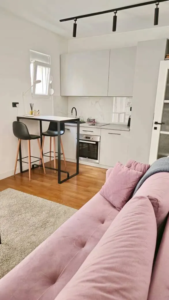 Izdavanje, jednosoban stan, 24m², Zagorič, Podgorica