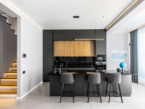 Sale, house, 180m², Kavač, Kotor - image 11