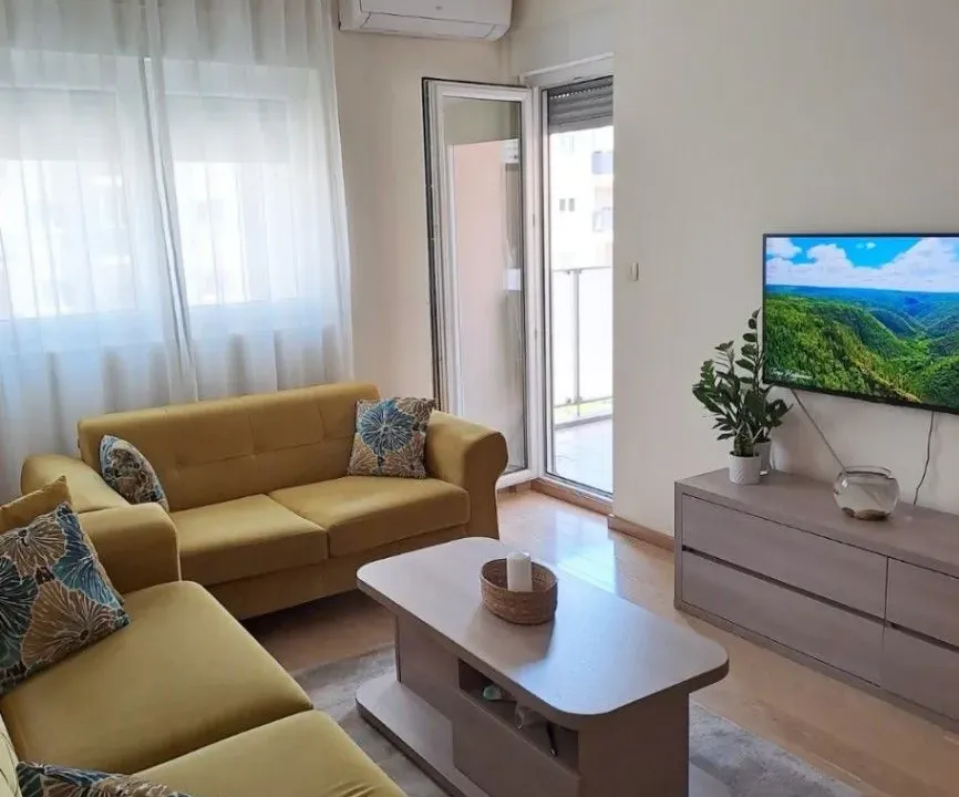 Prodaja, dvosoban stan, 72m², City Kvart, Podgorica