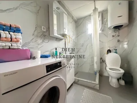 Izdavanje, kuća, 170m², Donji Kokoti, Podgorica - image 7