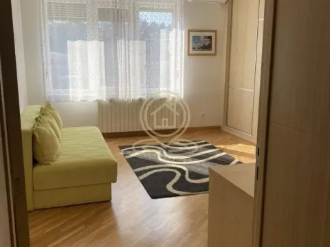 Rent, three bedroom apartment, 92m², Tašmajdan, Palilula Sve Podlokacije - image 17
