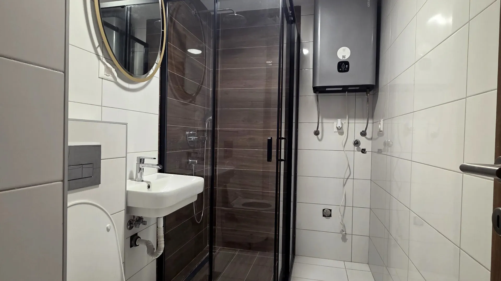 Prodaja, dvosoban stan, 49m², Tološka šuma, Podgorica
