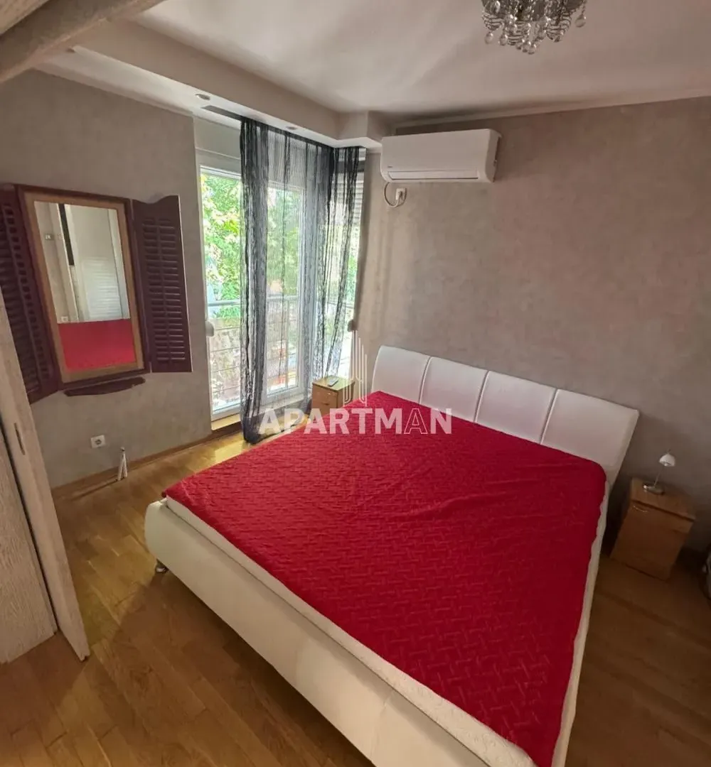 Rent, three bedroom apartment, 113m², Vračar Hram, Vračar Sve Podlokacije