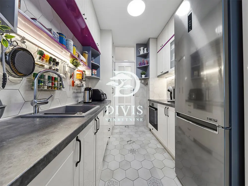 Sale, two bedroom apartment, 60m², Palilula Sve Podlokacije, Beograd