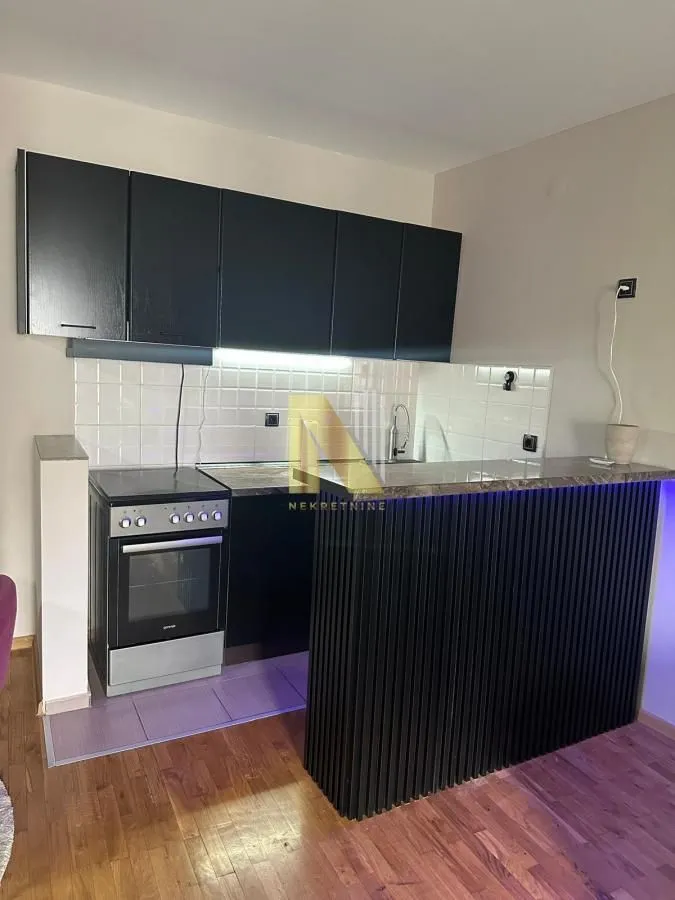 Rent, two bedroom apartment, 48m², Bulevar Oslobodjenja, Novi Sad Sve Podlokacije