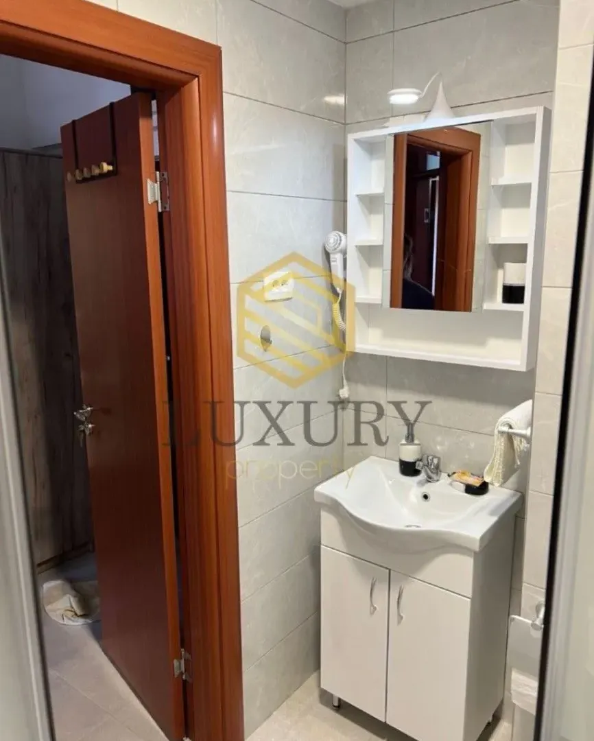 Rent, one bedroom apartment, 47m², Centar, Tivat
