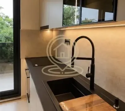 Izdavanje, trosoban stan, 82m², Olimp, Zvezdara Sve Podlokacije - image 6