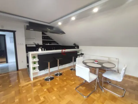 Sale, house, 630m², Gat, Subotica - image 14