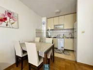 Izdavanje, dvosoban stan, 70m², Stari Aerodrom, Podgorica - image 13
