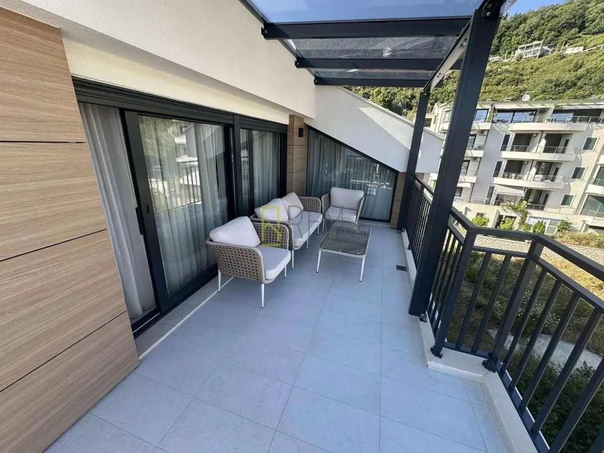Prodaja, četvorosoban stan, 175m², Meljine, Herceg Novi
