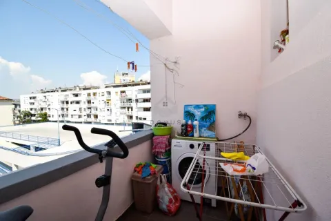 Rent, one bedroom apartment, 68m², Centar, Podgorica - image 6