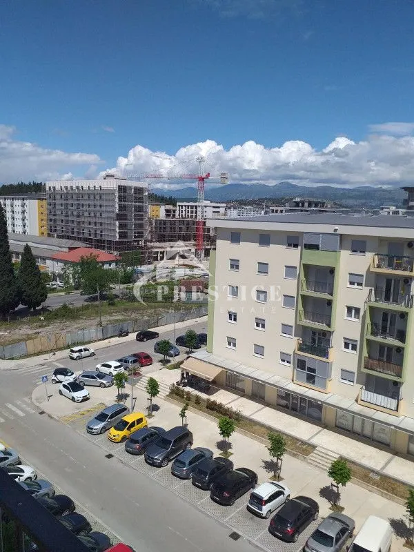 Rent, one bedroom apartment, 40m², Pobrežje, Podgorica