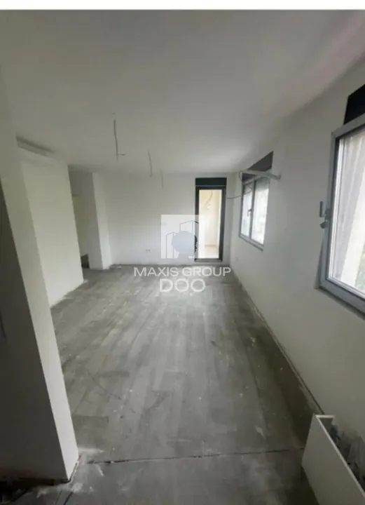 Prodaja, trosoban stan, 78m², Južni Bulevar, Vračar Sve Podlokacije