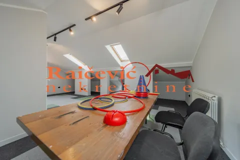 Rent, office space, 152m², Voždovac Sve Podlokacije, Beograd - image 19