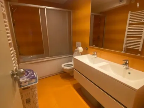 Izdavanje, četvorosoban stan, 120m², Babin Do, Budva - image 12