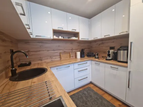 Prodaja, stan, 300m², Budva, Crna Gora - image 11