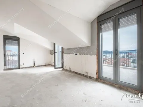 Prodaja, trosoban stan, 236m², Tivat, Crna Gora - image 11