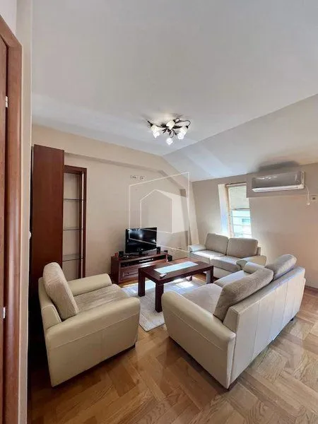 Rent, apartment, 54m², 1 maj, Podgorica
