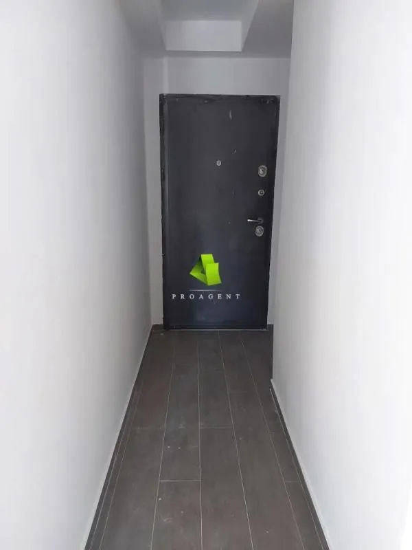 Rent, office space, 240m², Medijana, Niš
