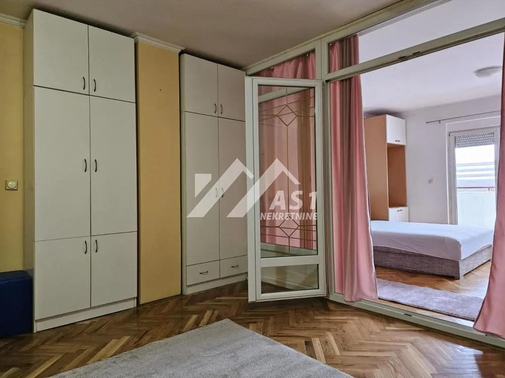 Prodaja, dvosoban stan, 53m², Grbavica, Novi Sad Sve Podlokacije