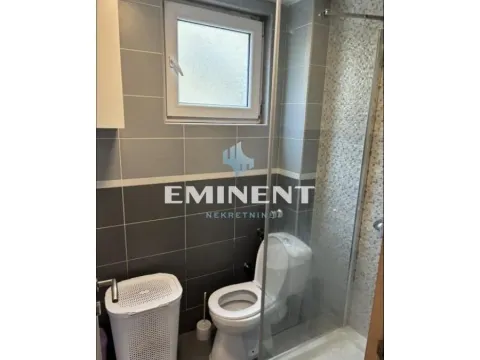 Rent, two bedroom apartment, 55m², Južni Bulevar, Vračar Sve Podlokacije - image 10