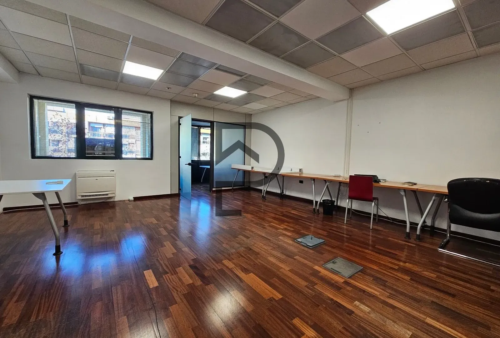 Rent, office space, 55m², Preko Morače, Podgorica