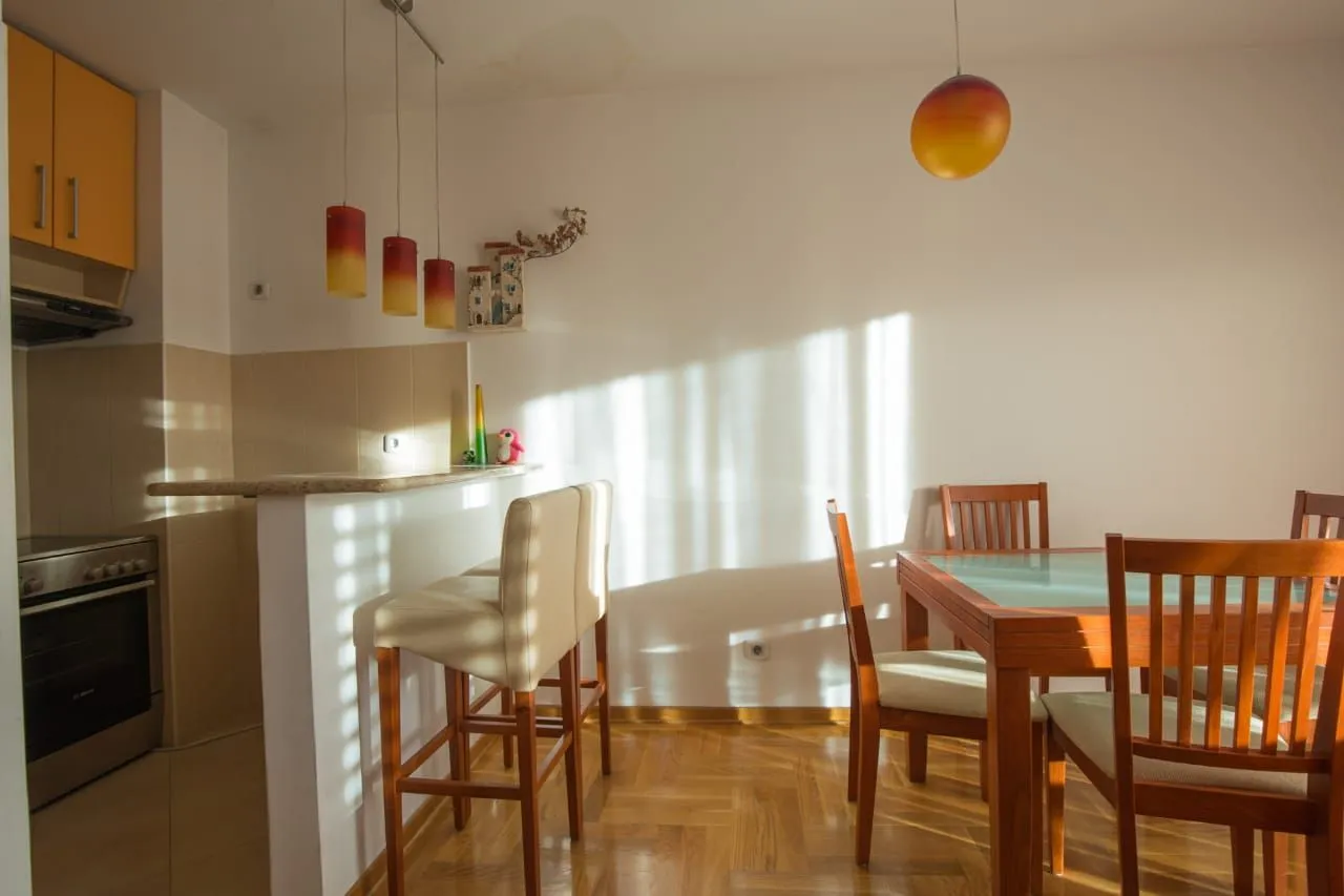 Izdavanje, stan, 67m², Podgorica, Crna Gora