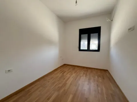 Prodaja, jednosoban stan, 38m², Donja Gorica, Podgorica - image 5